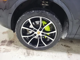 Porsche Cayenne E HYBRID  CARFAX - 39500 € / 77255.29 лв. - 20909313 17
