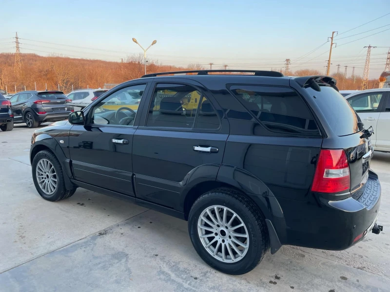 Kia Sorento 2.5crdi 170k.c* Facelift* Navi* DVD* UNIKAT* , снимка 4 - Автомобили и джипове - 48711448