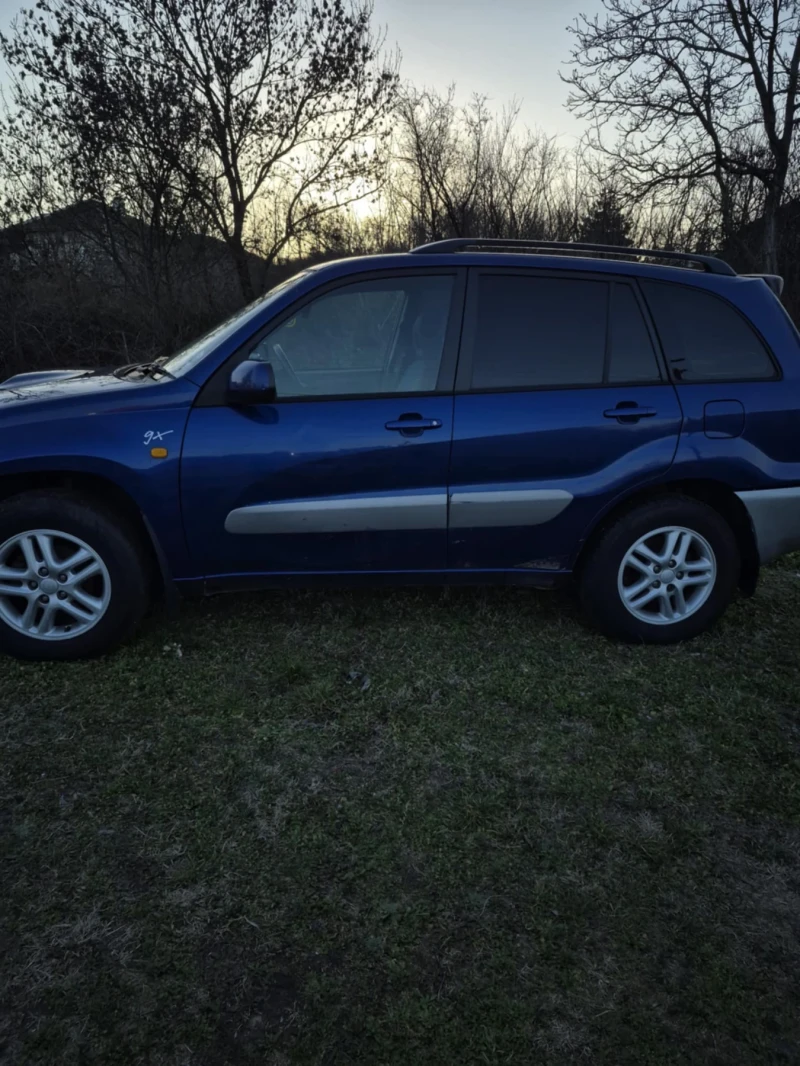 Toyota Rav4 2.0D4D, снимка 3 - Автомобили и джипове - 48921409