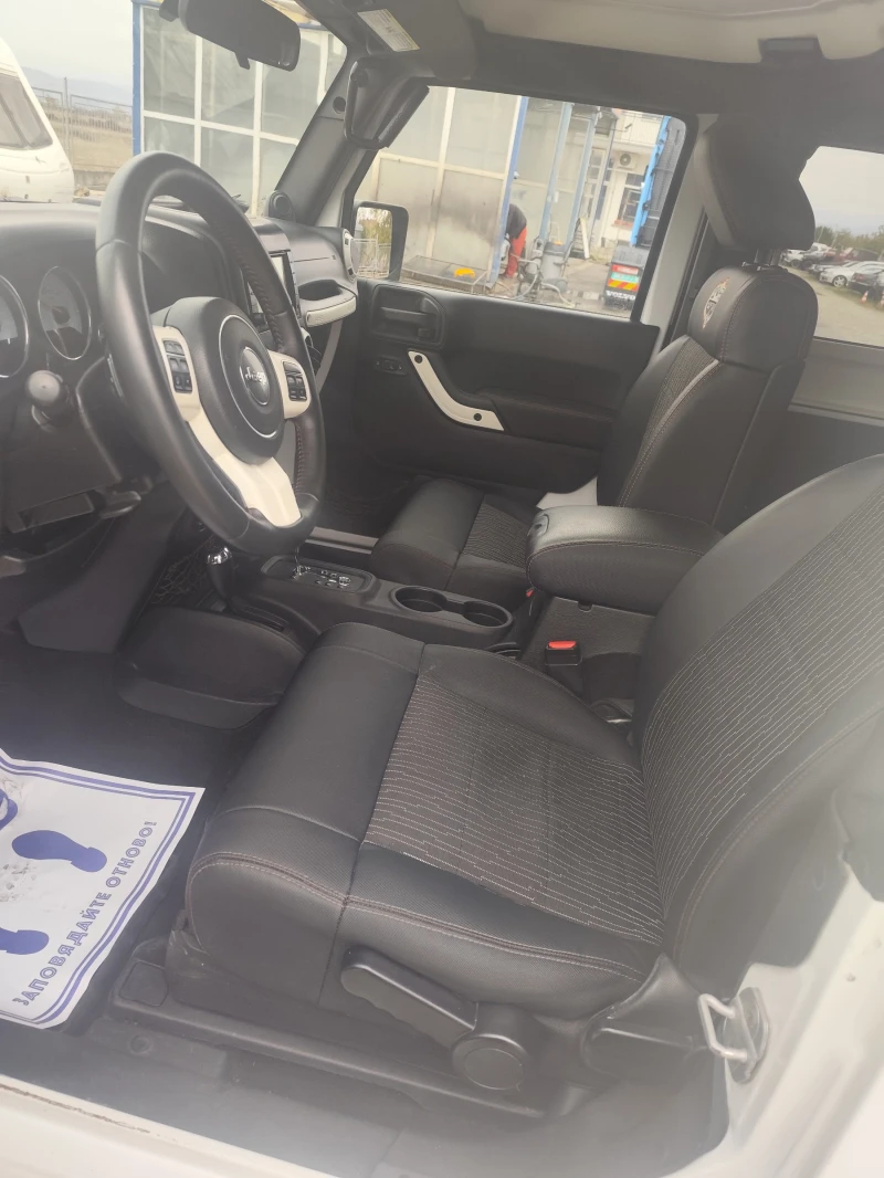 Jeep Wrangler, снимка 7 - Автомобили и джипове - 52588763