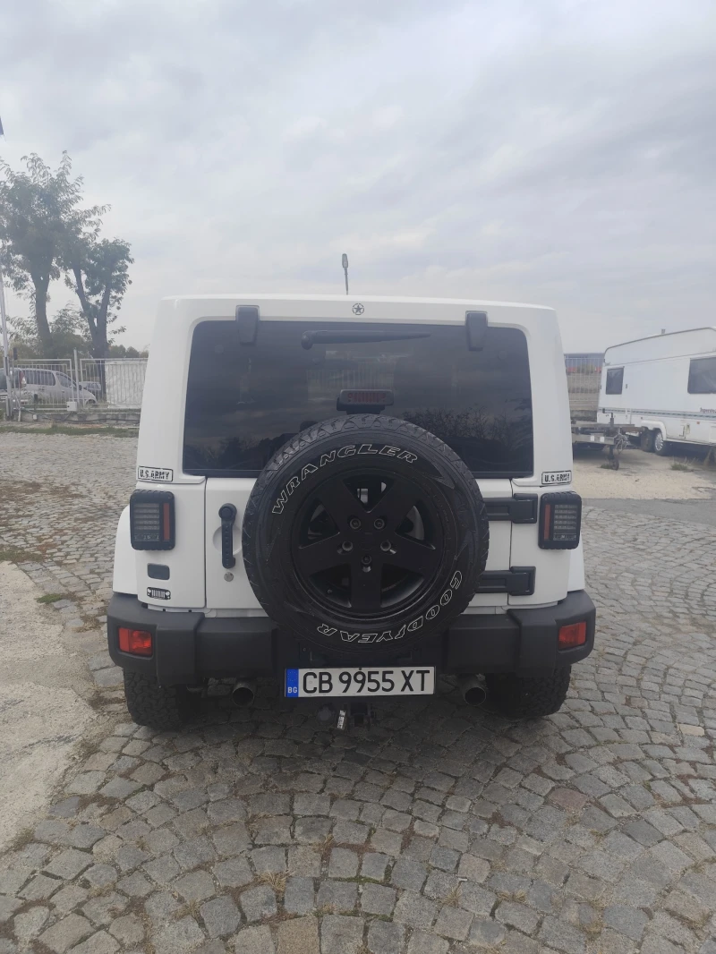 Jeep Wrangler, снимка 3 - Автомобили и джипове - 52588763