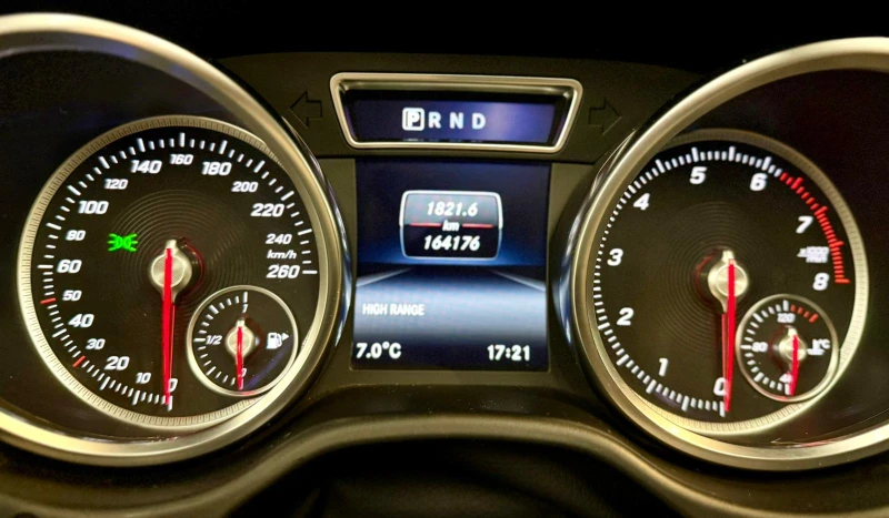 Mercedes-Benz G 500 V8 AMG* Distronic* Harman* Лизинг* , снимка 11 - Автомобили и джипове - 52816192