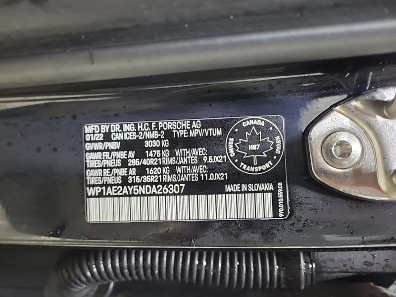 Porsche Cayenne E HYBRID  CARFAX, снимка 15 - Автомобили и джипове - 53257091