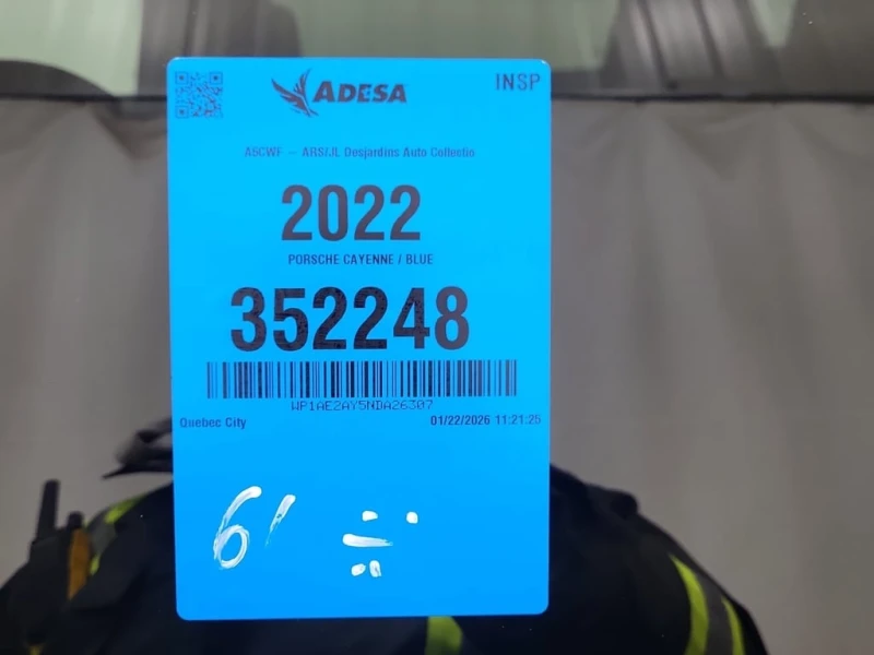 Porsche Cayenne E HYBRID  CARFAX, снимка 14 - Автомобили и джипове - 53257091