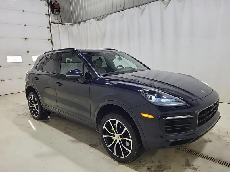 Porsche Cayenne E HYBRID  CARFAX, снимка 2 - Автомобили и джипове - 53257091