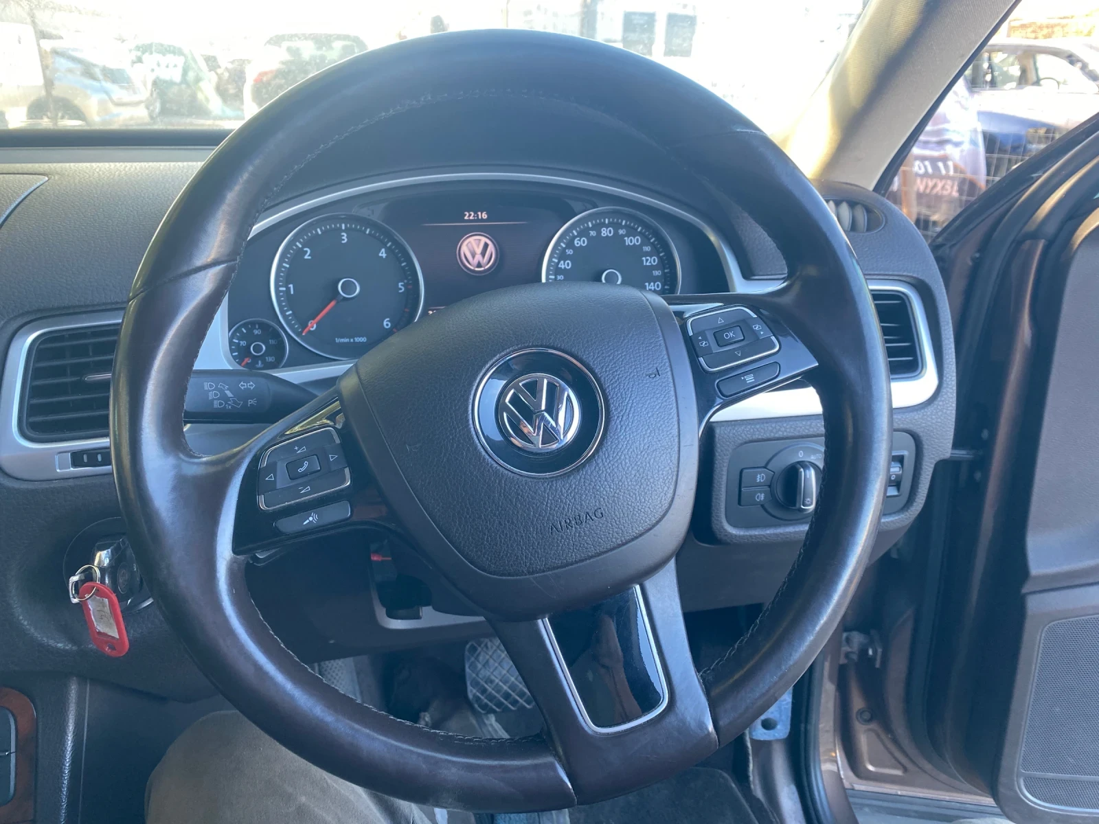 VW Touareg 3.0тди - изображение 7