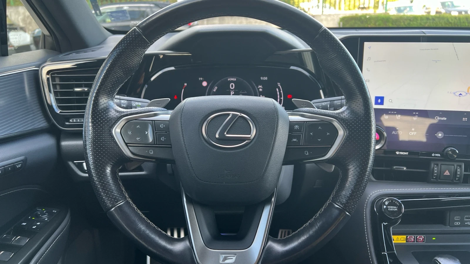 Lexus NX 350h F Sport 4x4 - изображение 9