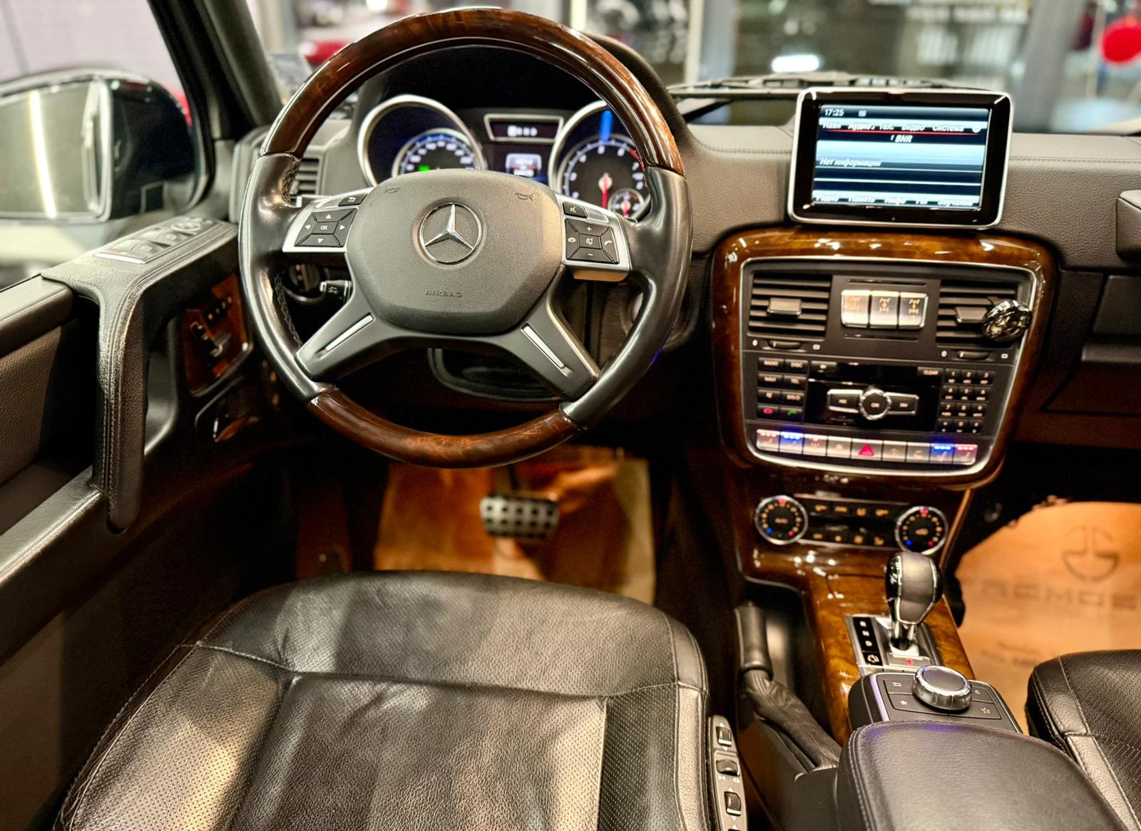 Mercedes-Benz G 500 V8 AMG* Distronic* Harman* ������*  | Mobile.bg � ����������� 9