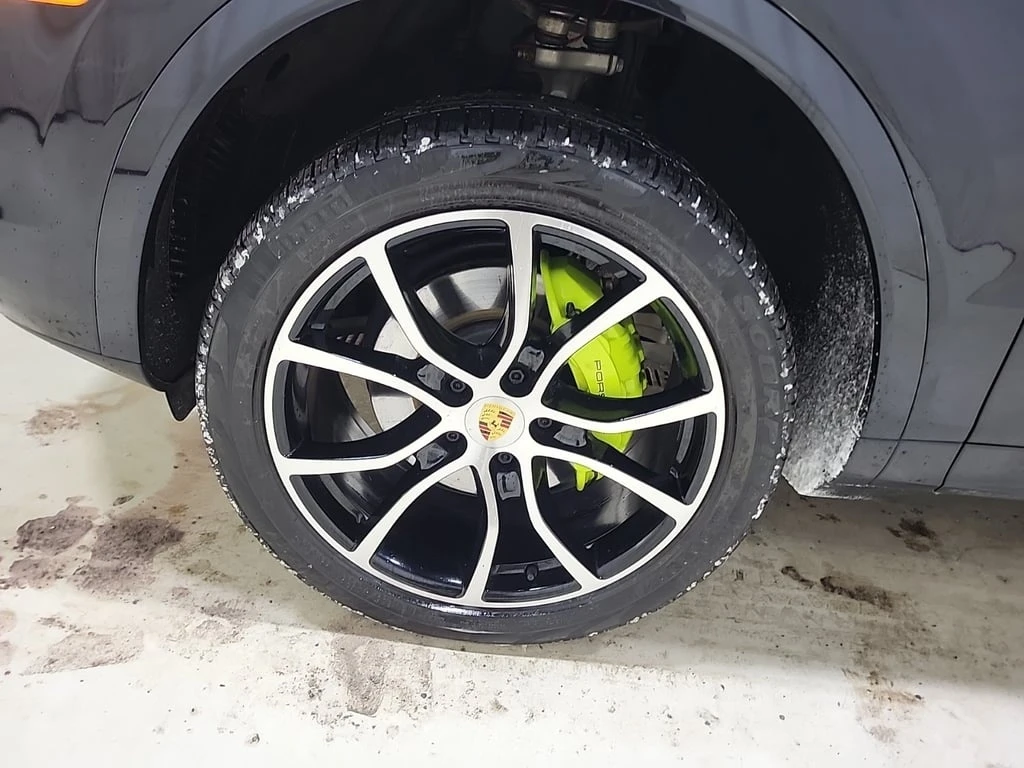 Porsche Cayenne E HYBRID  CARFAX | Mobile.bg � ����������� 17