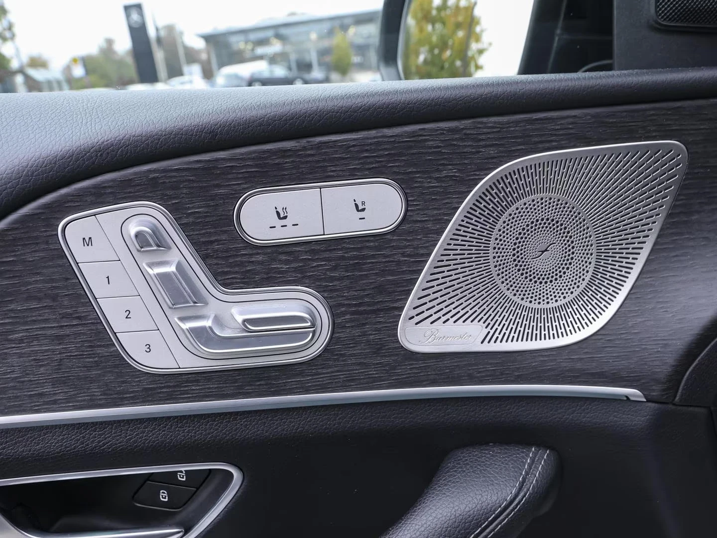 Mercedes-Benz GLE 300 AMG/272HP/4M/PANO/DIGITAL/360/109z, снимка 12 - Автомобили и джипове - 53722061