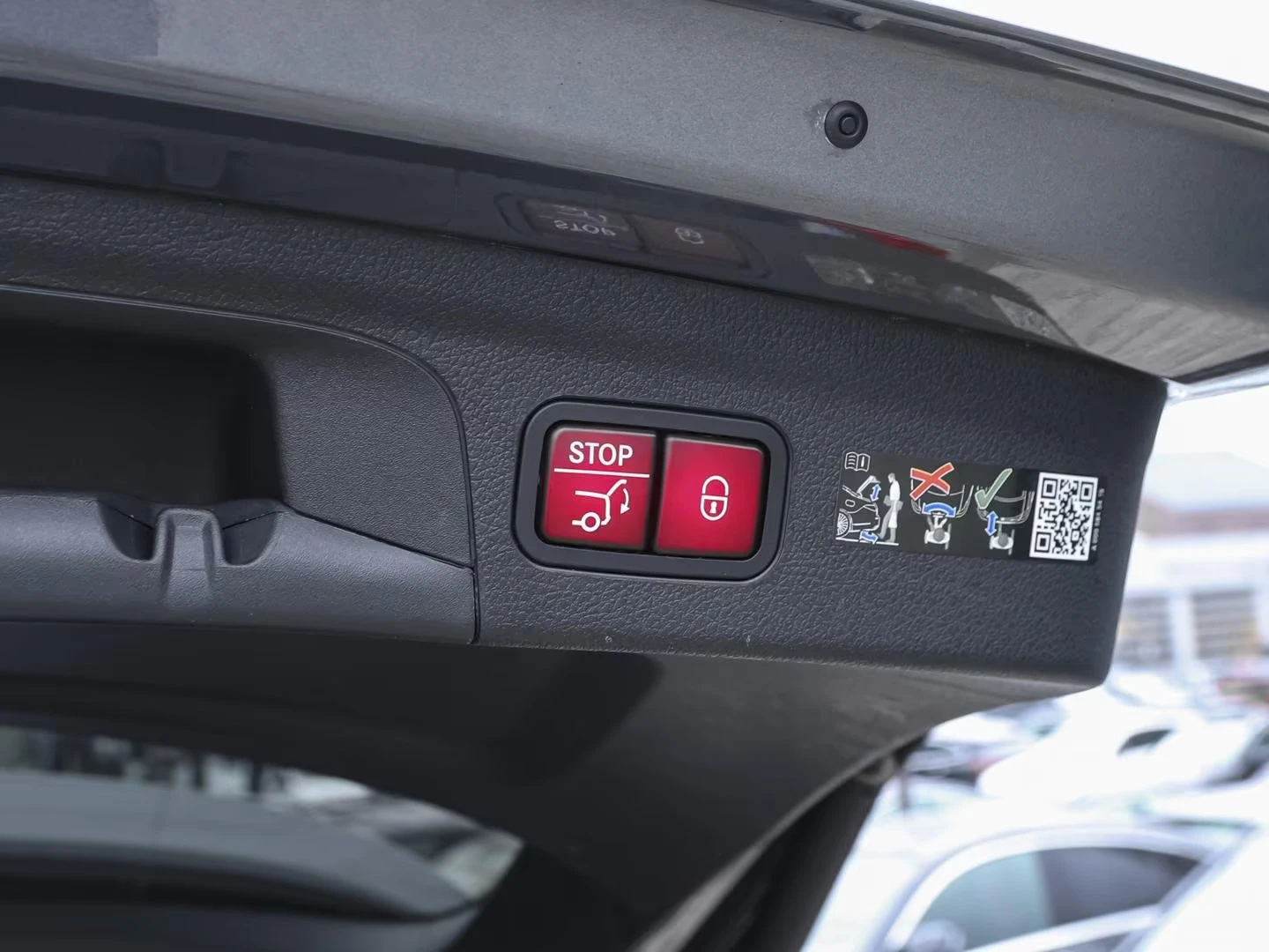 Mercedes-Benz GLE 300 AMG/272HP/4M/PANO/DIGITAL/360/109z - изображение 7