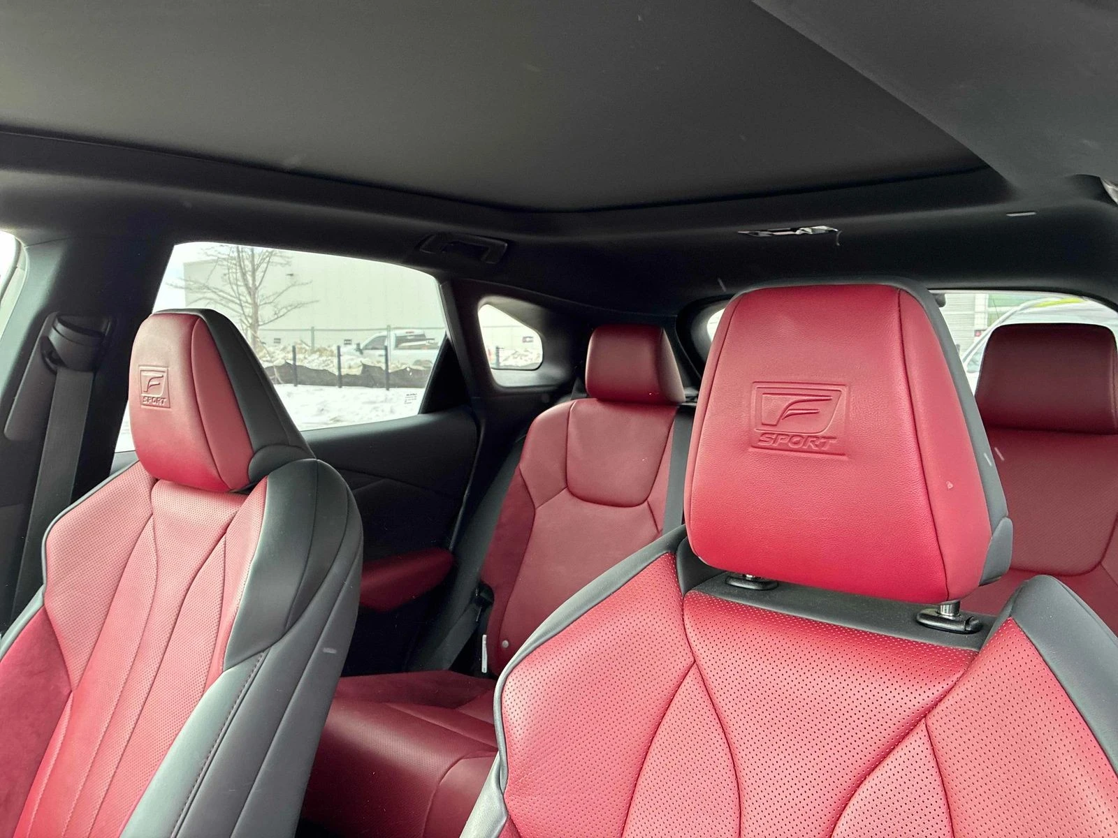 Lexus RX 500h С РЕГИСТРАЦИЯ & АВТО КРЕДИТ, снимка 12 - Автомобили и джипове - 53893893