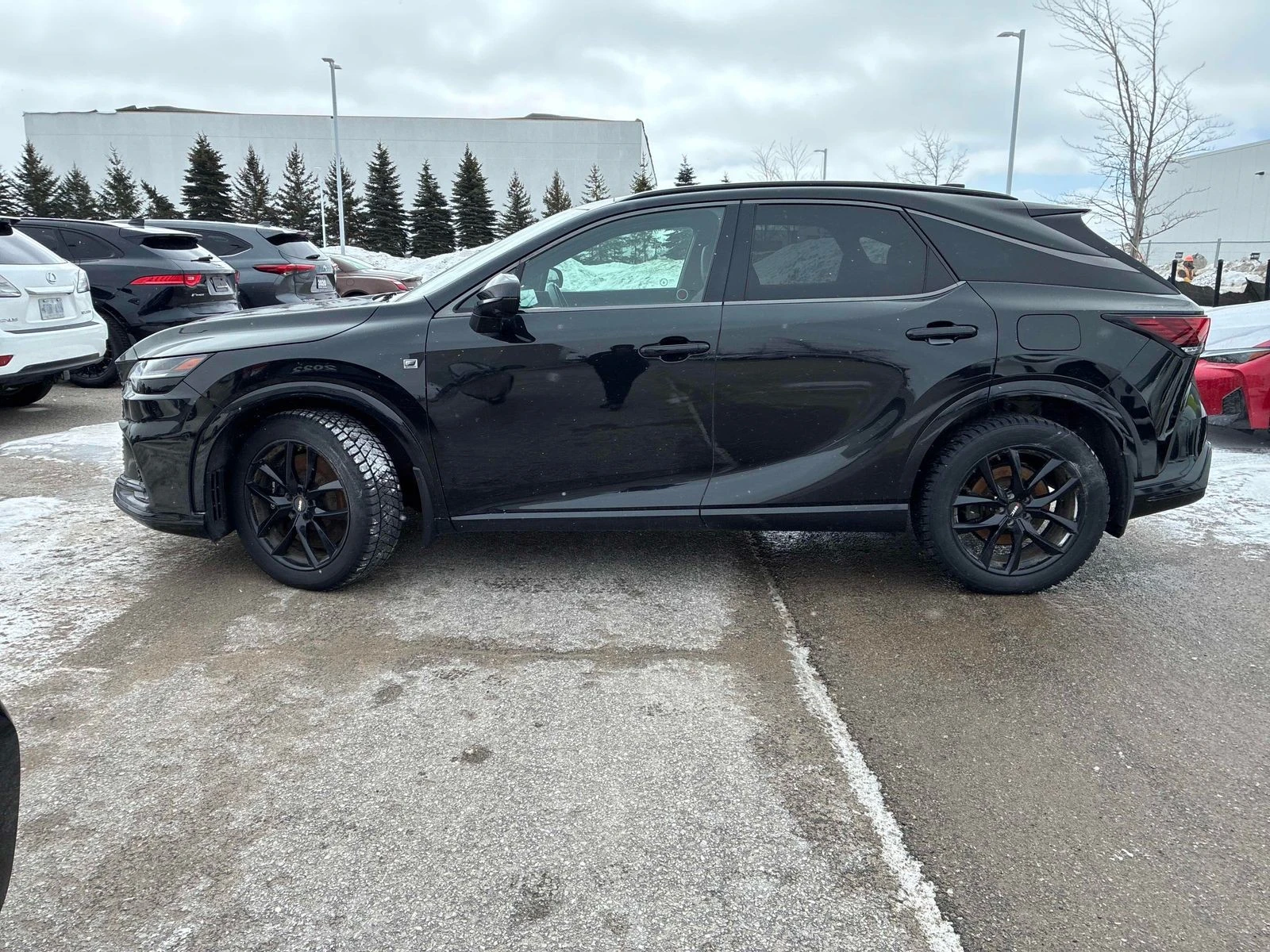 Lexus RX 500h С РЕГИСТРАЦИЯ & АВТО КРЕДИТ, снимка 3 - Автомобили и джипове - 53893893