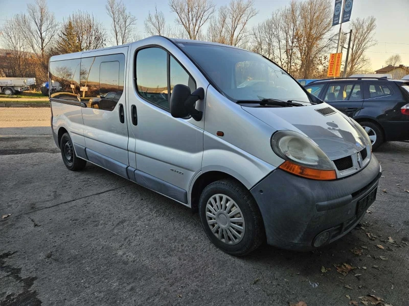 Renault Trafic 1.9dCi* КЛИМА* ПЪТНИЧЕСКИ, снимка 3 - Бусове и автобуси - 48407651