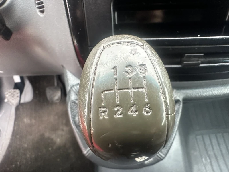 Mercedes-Benz Vito 109 cdi, снимка 14 - Бусове и автобуси - 52696582