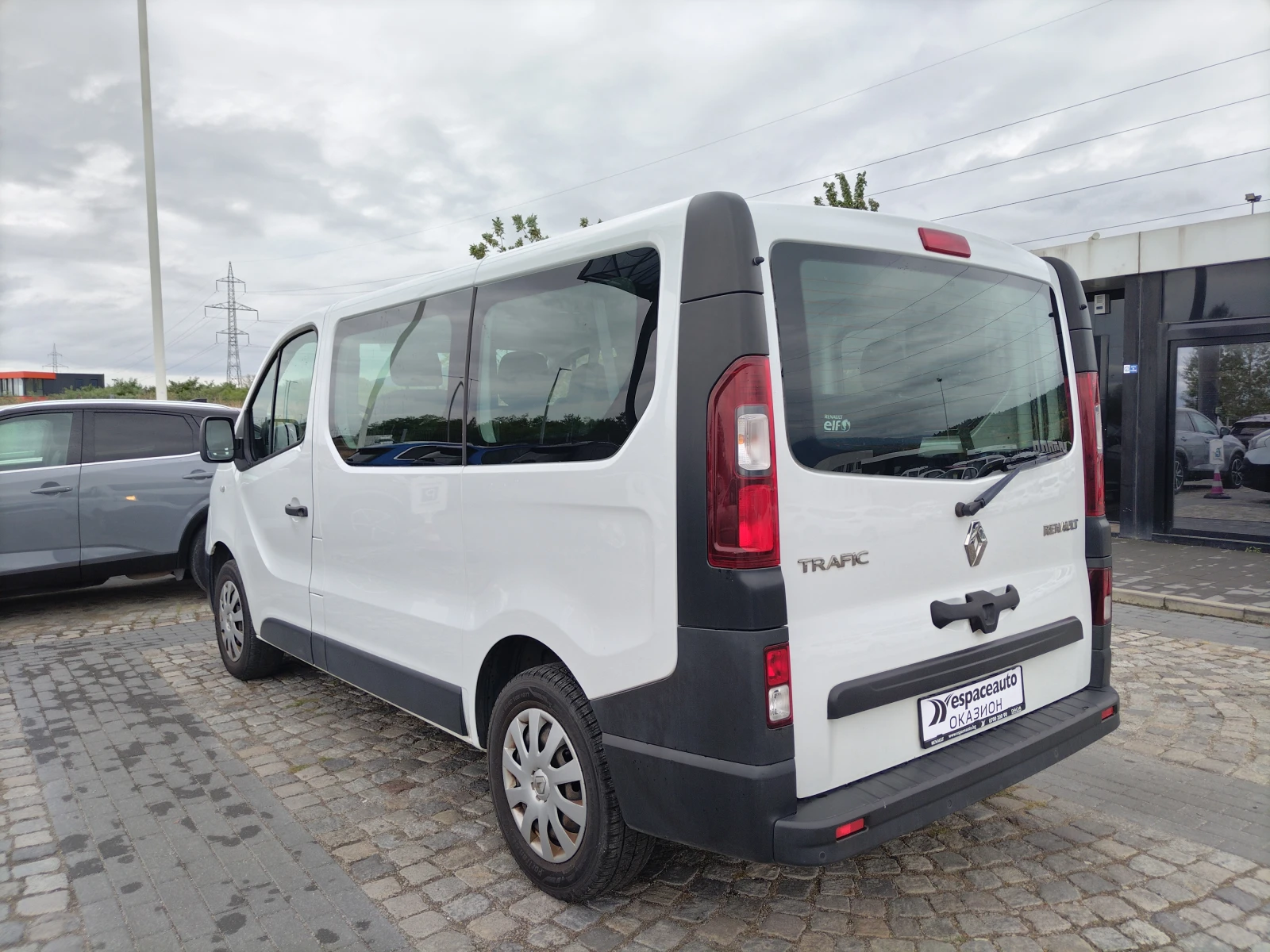 Renault Trafic 1.6dCi/95к.с/( 8+ 1 места) - изображение 7