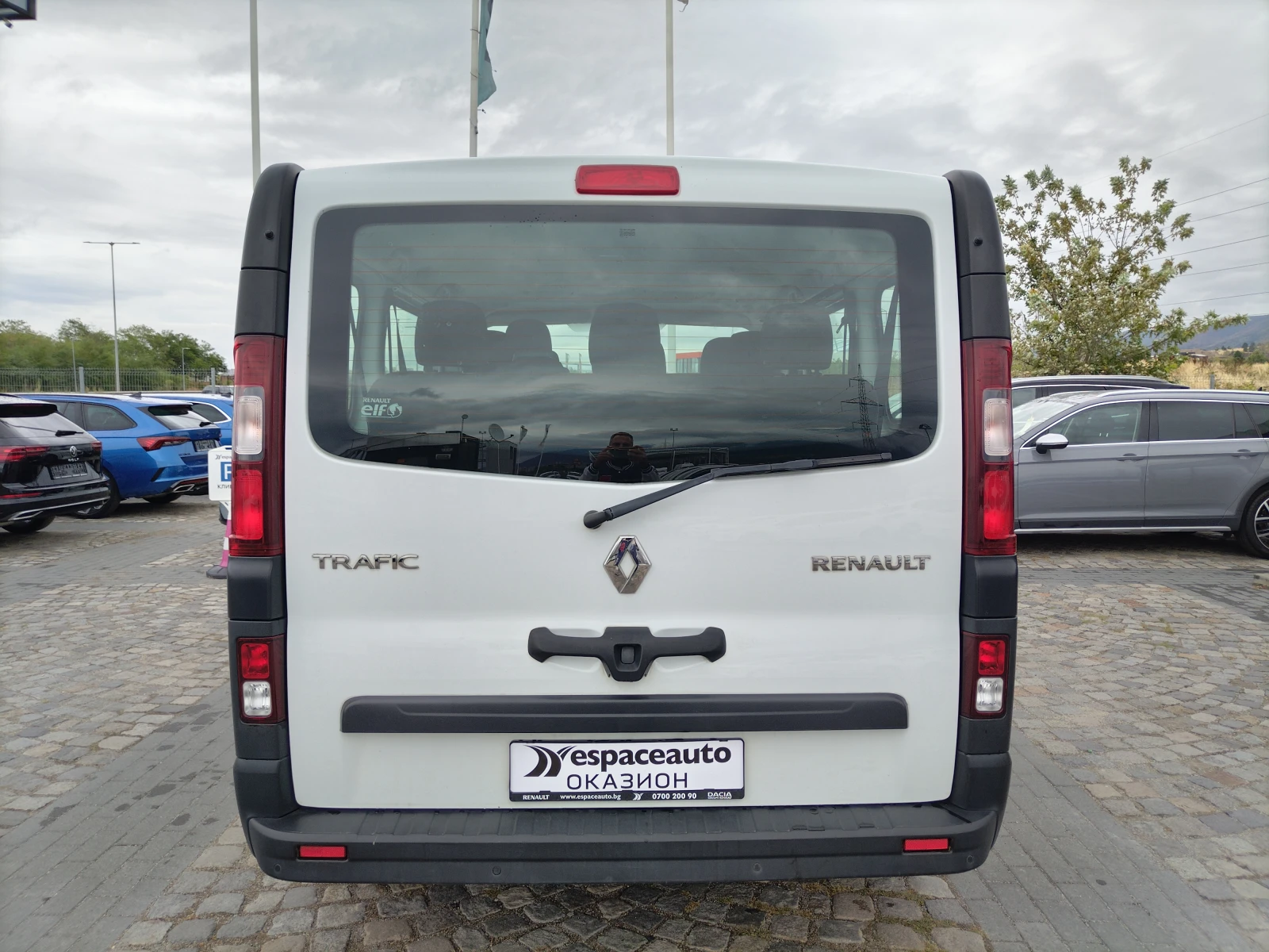 Renault Trafic 1.6dCi/95к.с/( 8+ 1 места) - изображение 6