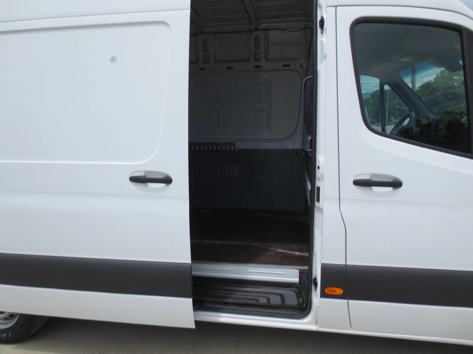 Mercedes-Benz Sprinter 2.2 CDI , снимка 13 - Бусове и автобуси - 53903482
