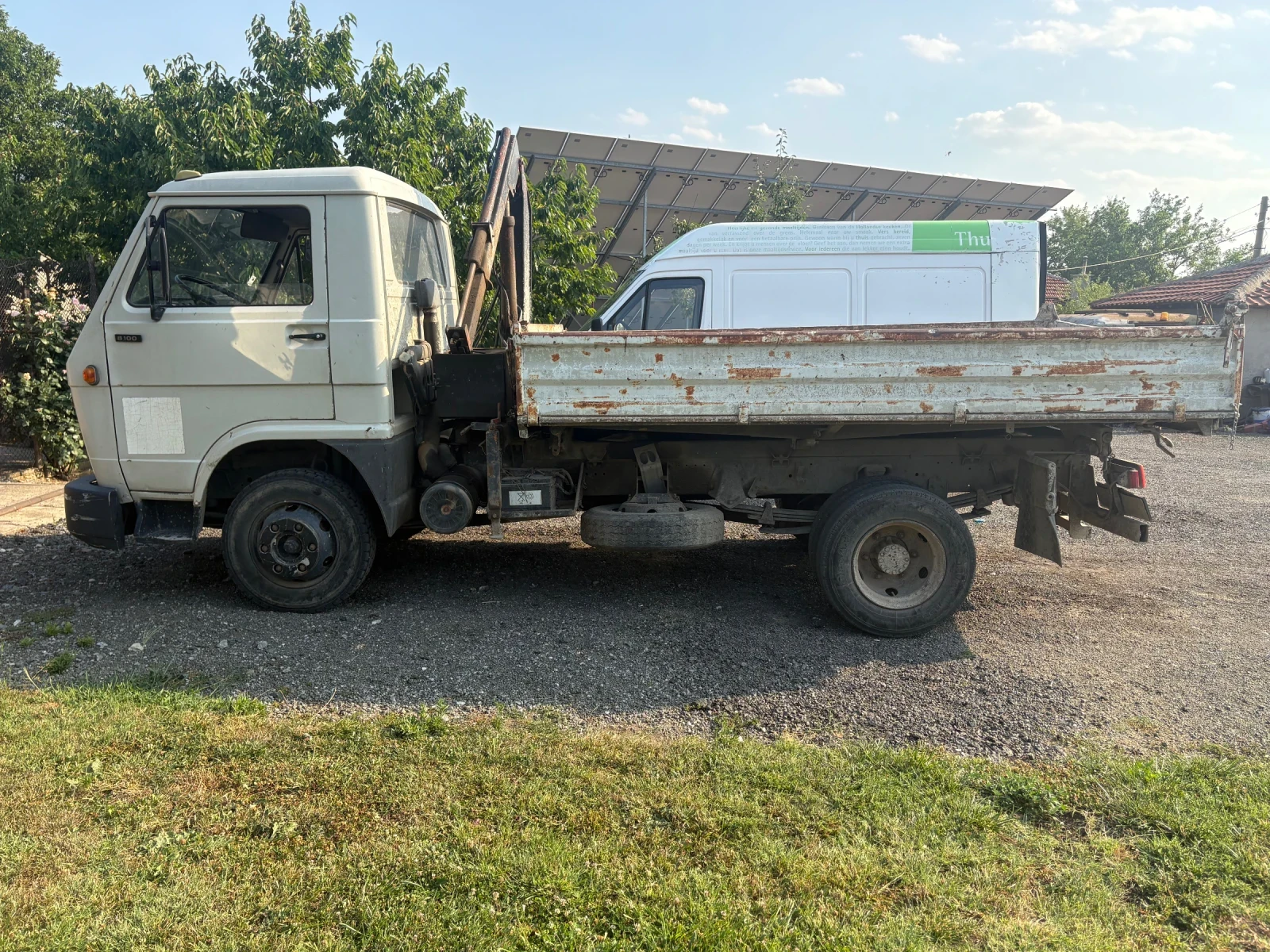 Man 8.100 Самосвал с кран, снимка 4 - Камиони - 56039060