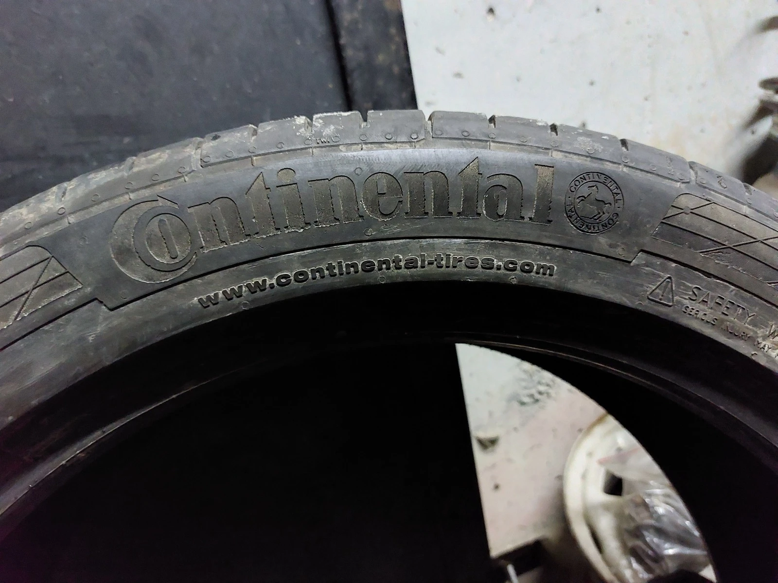 ���� 245/45R19 | Mobile.bg � ����������� 4