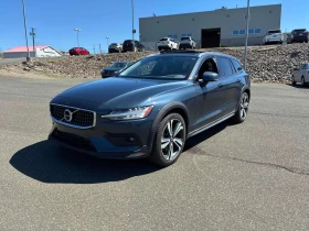 Volvo V60 Cross Country Momentum| ПРЕДСТАВИТЕЛСТВО НА TOYOTA| CARFAX, снимка 1