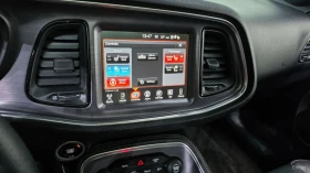 Dodge Challenger 5.7* КОЖА* ОБДУХВ* ПАНО, снимка 14