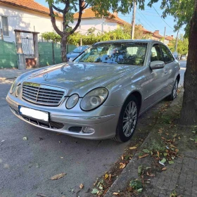  Mercedes-Benz E 270