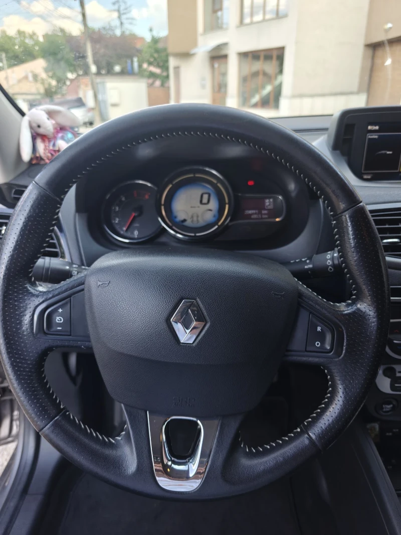 Renault Megane 1.5 DCI, снимка 7 - Автомобили и джипове - 47597406