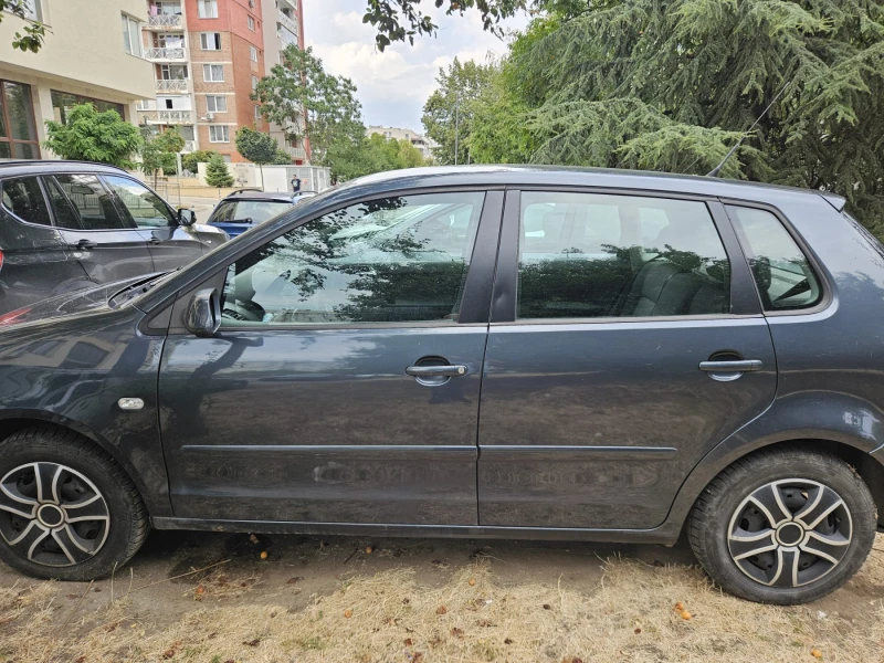 VW Polo 1.2 12V КЛИМАТИК, снимка 8 - Автомобили и джипове - 48150078