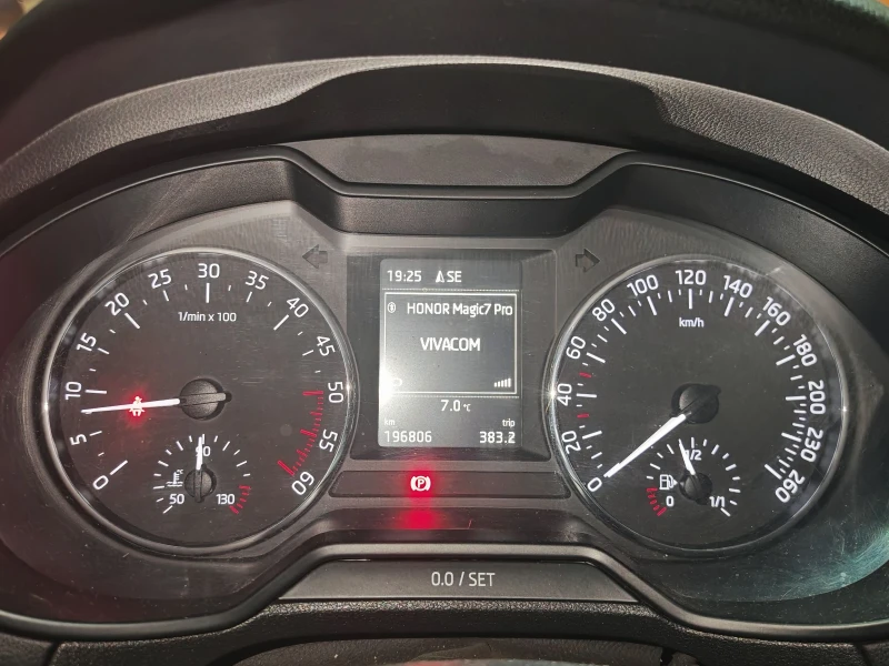 Skoda Octavia 2.0 TDI 150k, снимка 14 - Автомобили и джипове - 52547436