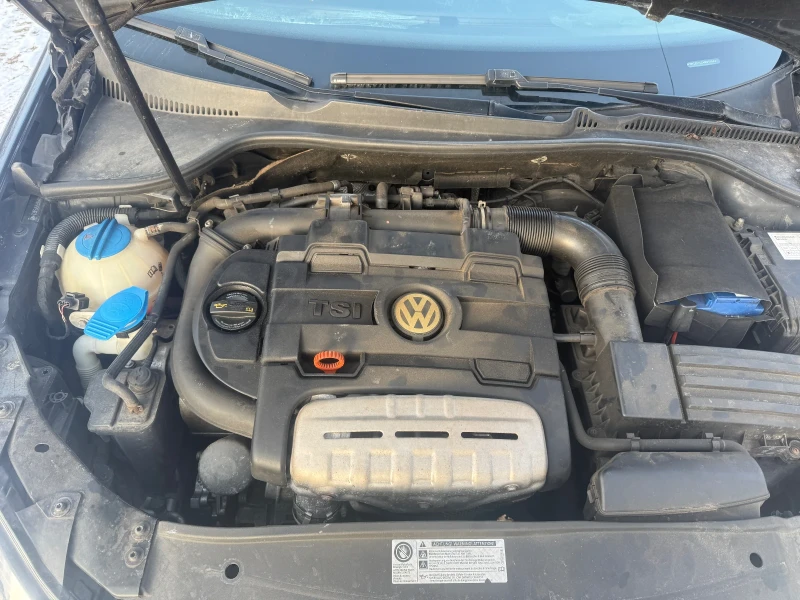 VW Golf, снимка 6 - Автомобили и джипове - 53142678