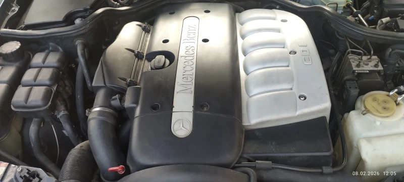 Mercedes-Benz 320 CDI, снимка 9 - Автомобили и джипове - 53400662