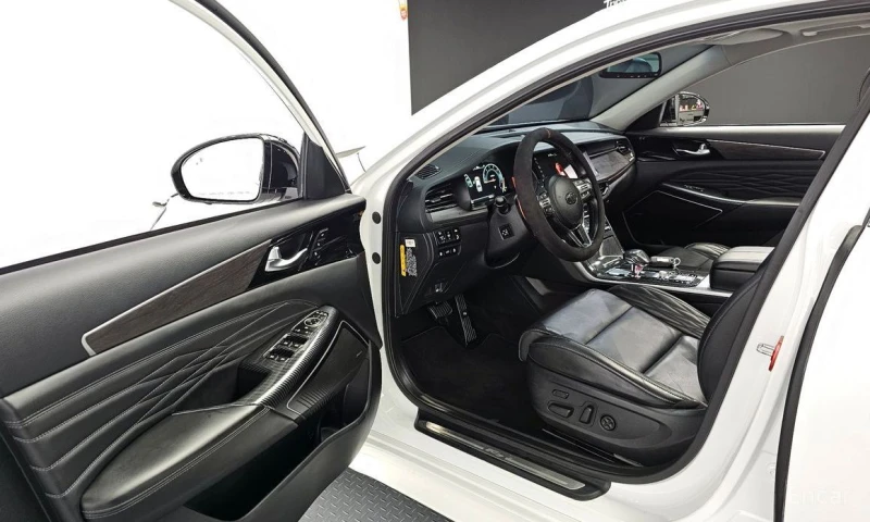 Kia K7, снимка 11 - Автомобили и джипове - 53523839