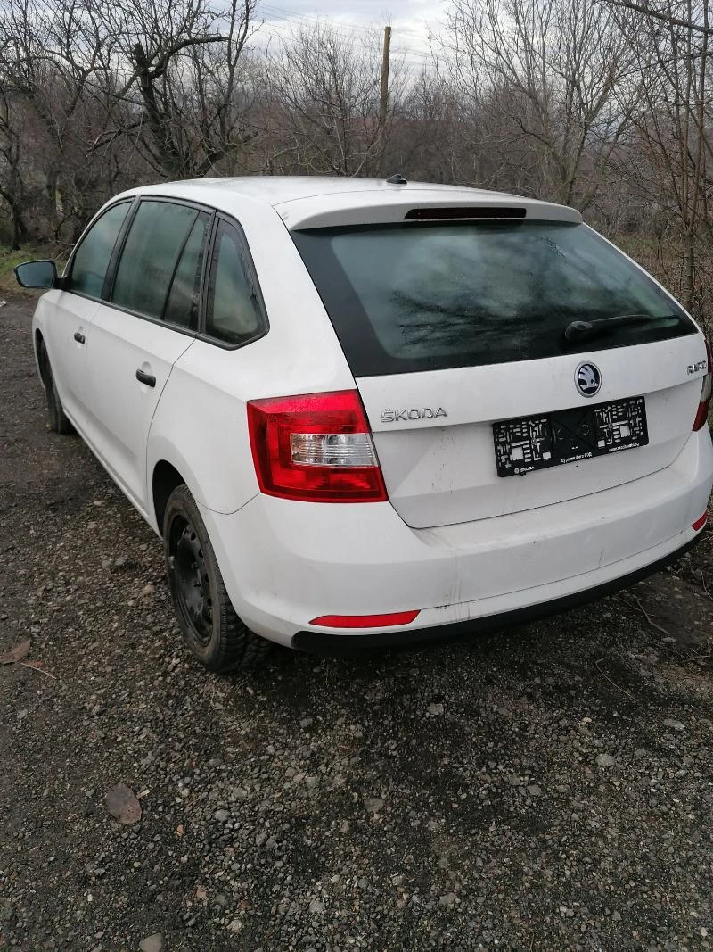 Skoda Rapid, снимка 2 - Автомобили и джипове - 31512809