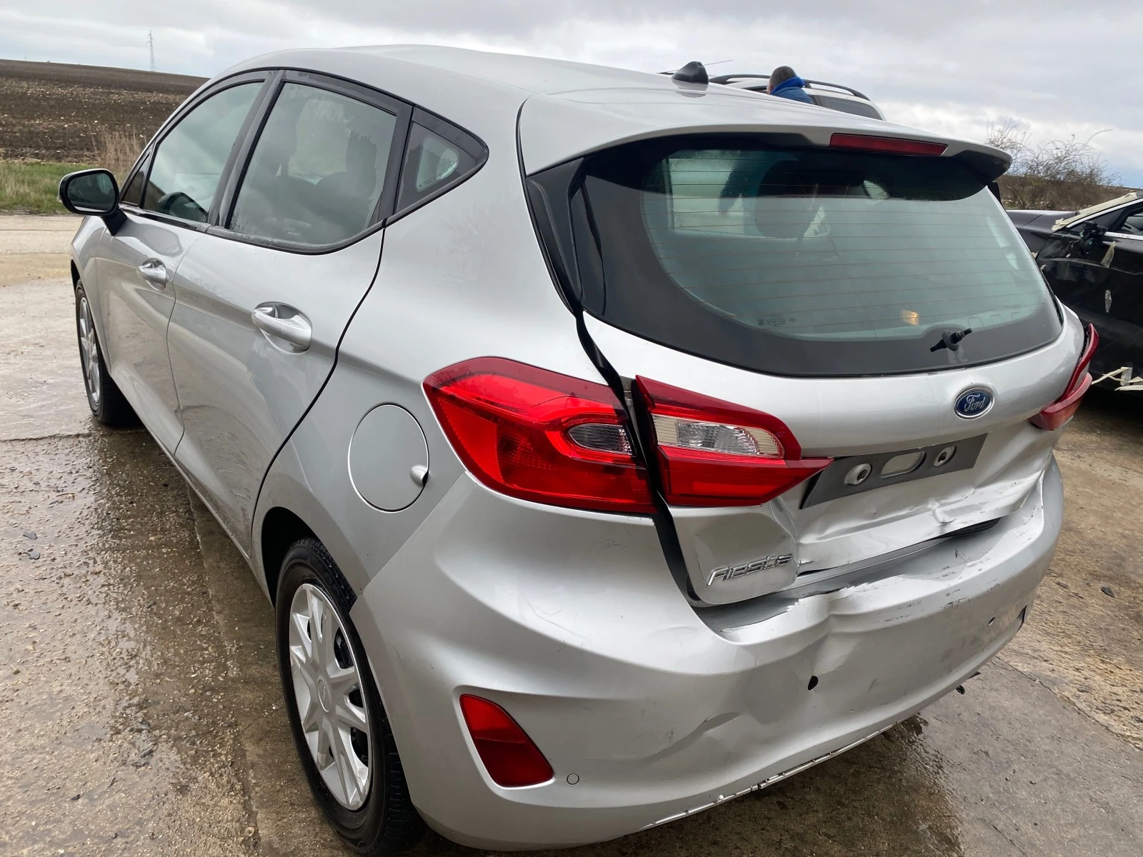 Ford Fiesta 1.5 TDCI - изображение 5