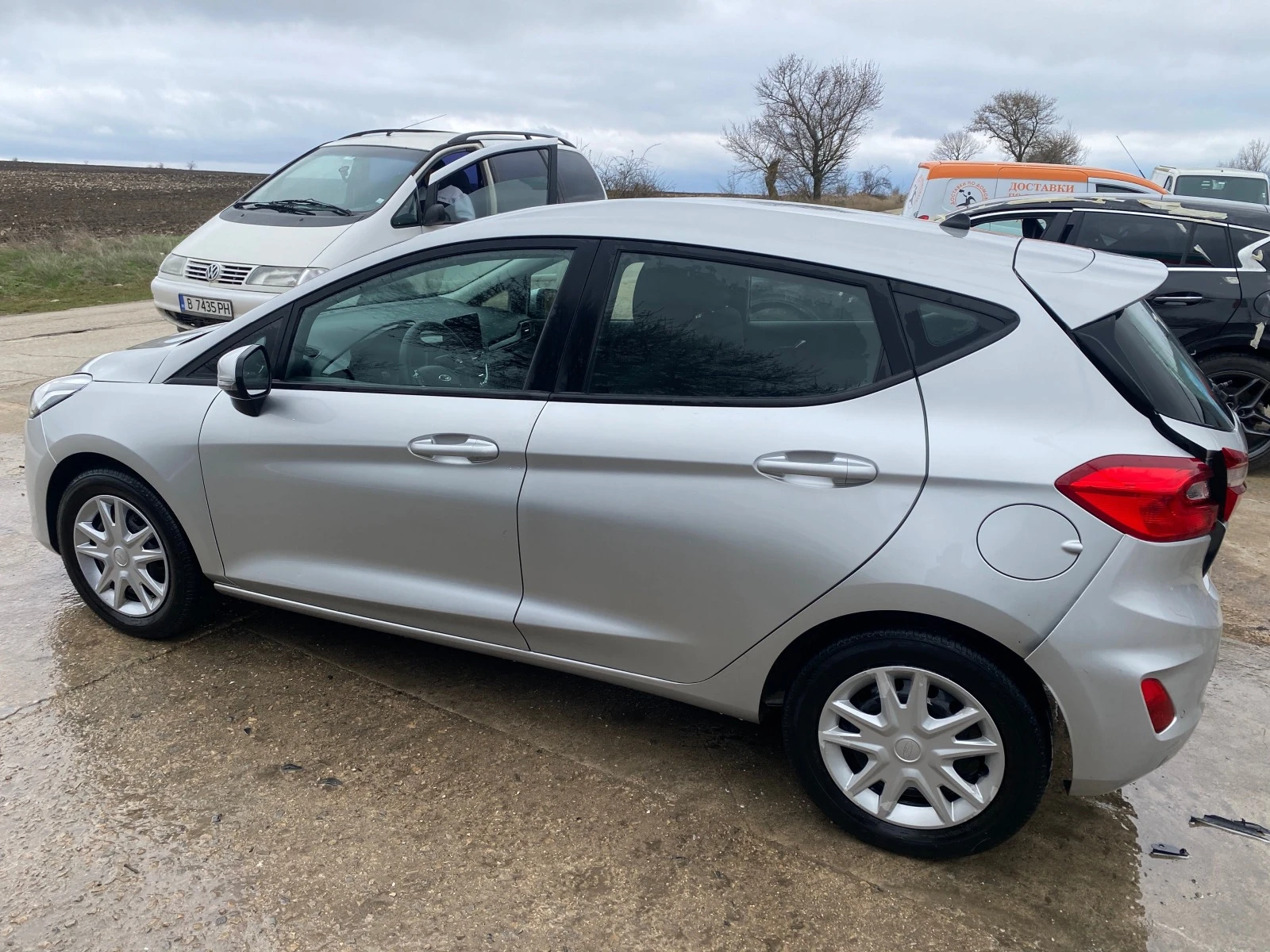 Ford Fiesta 1.5 TDCI - изображение 4