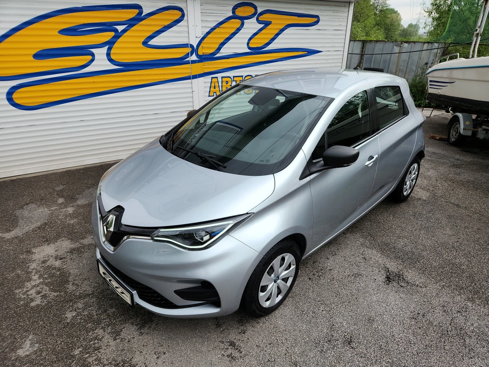 Renault Zoe 52kw. Собствена батерия - изображение 2