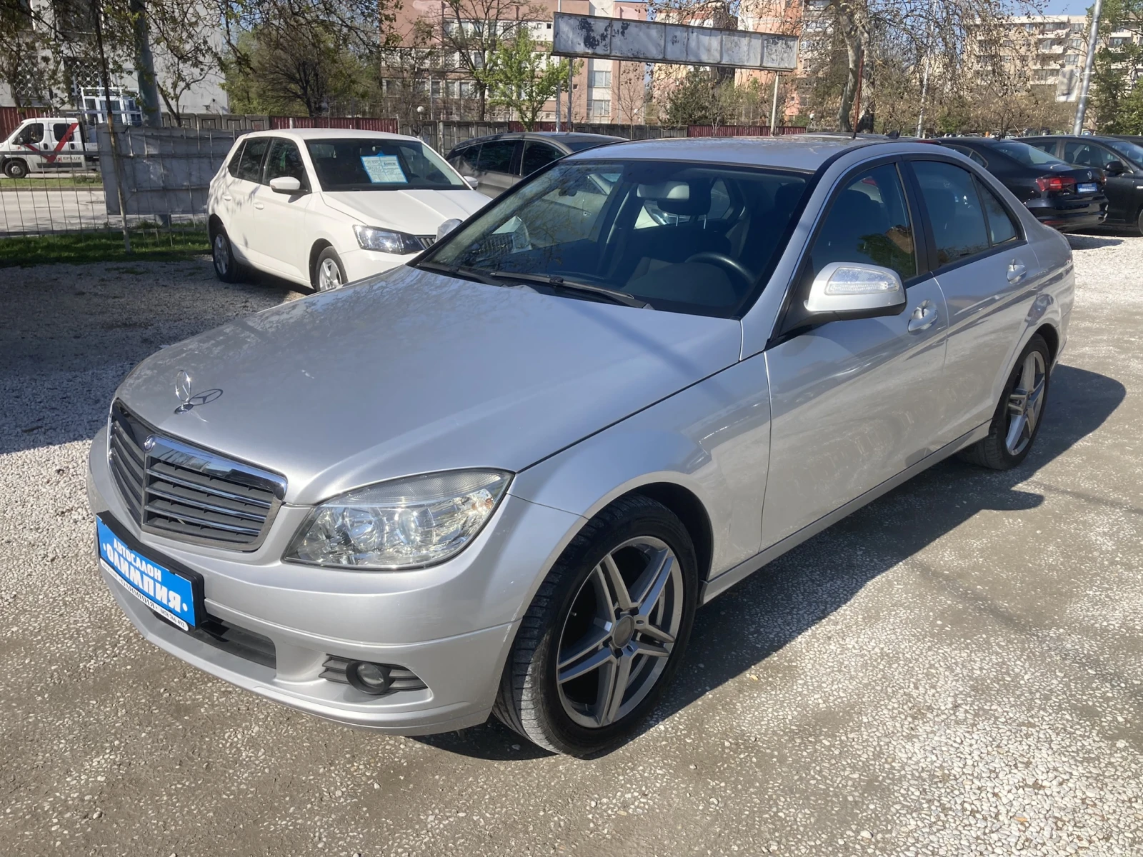 Mercedes-Benz C 180 1.8 - Бензин - изображение 2