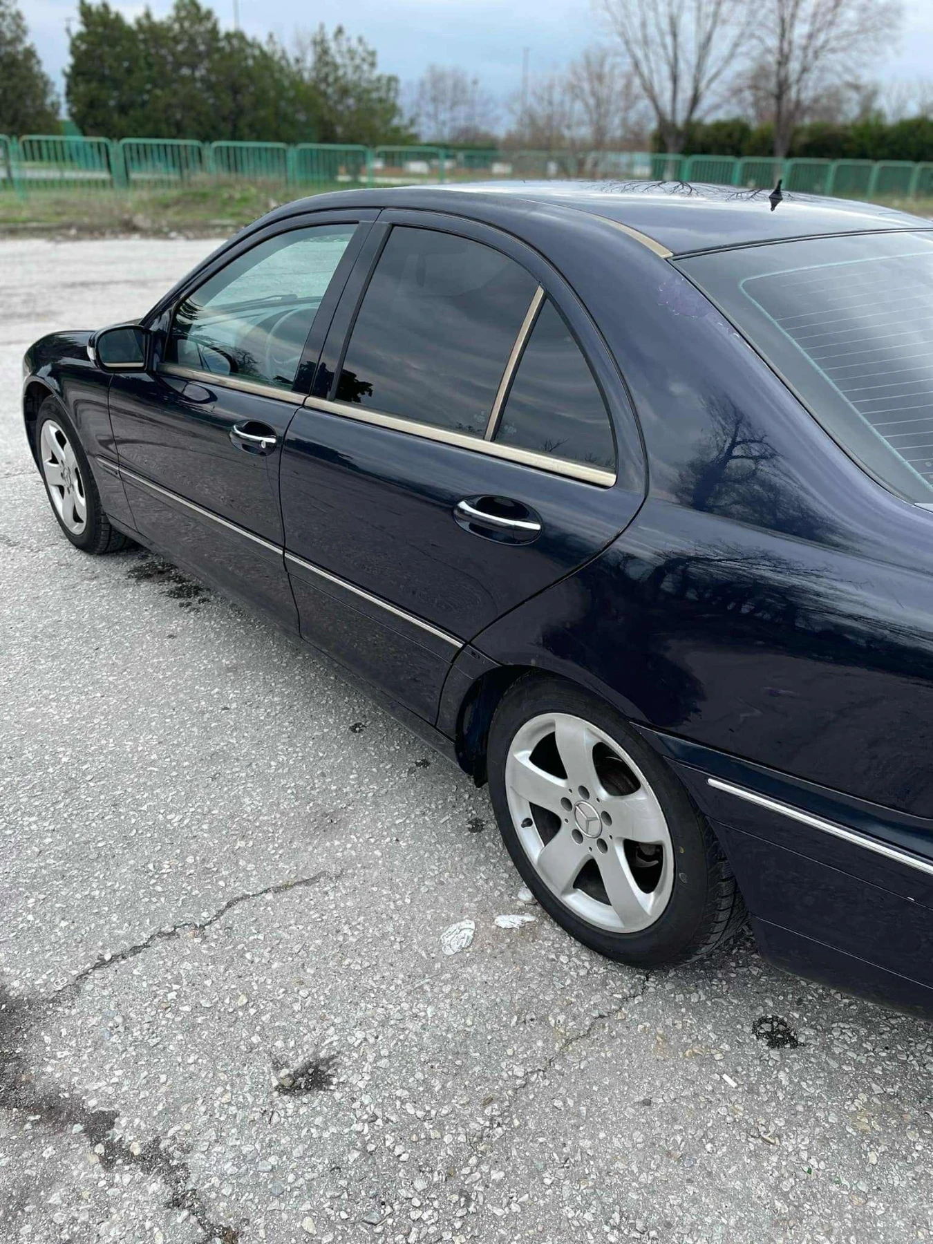 Mercedes-Benz C 200  - изображение 4