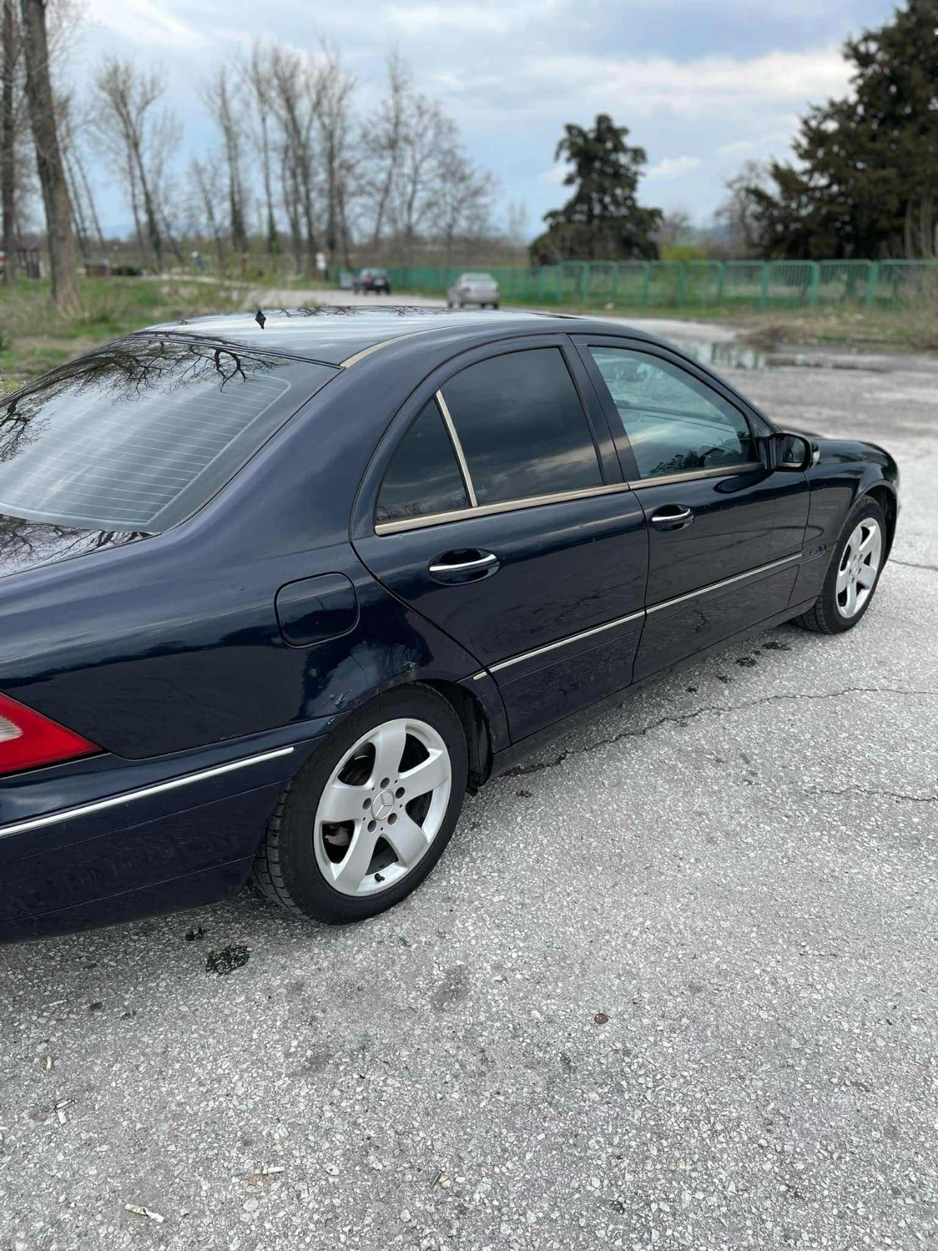 Mercedes-Benz C 200  - изображение 3