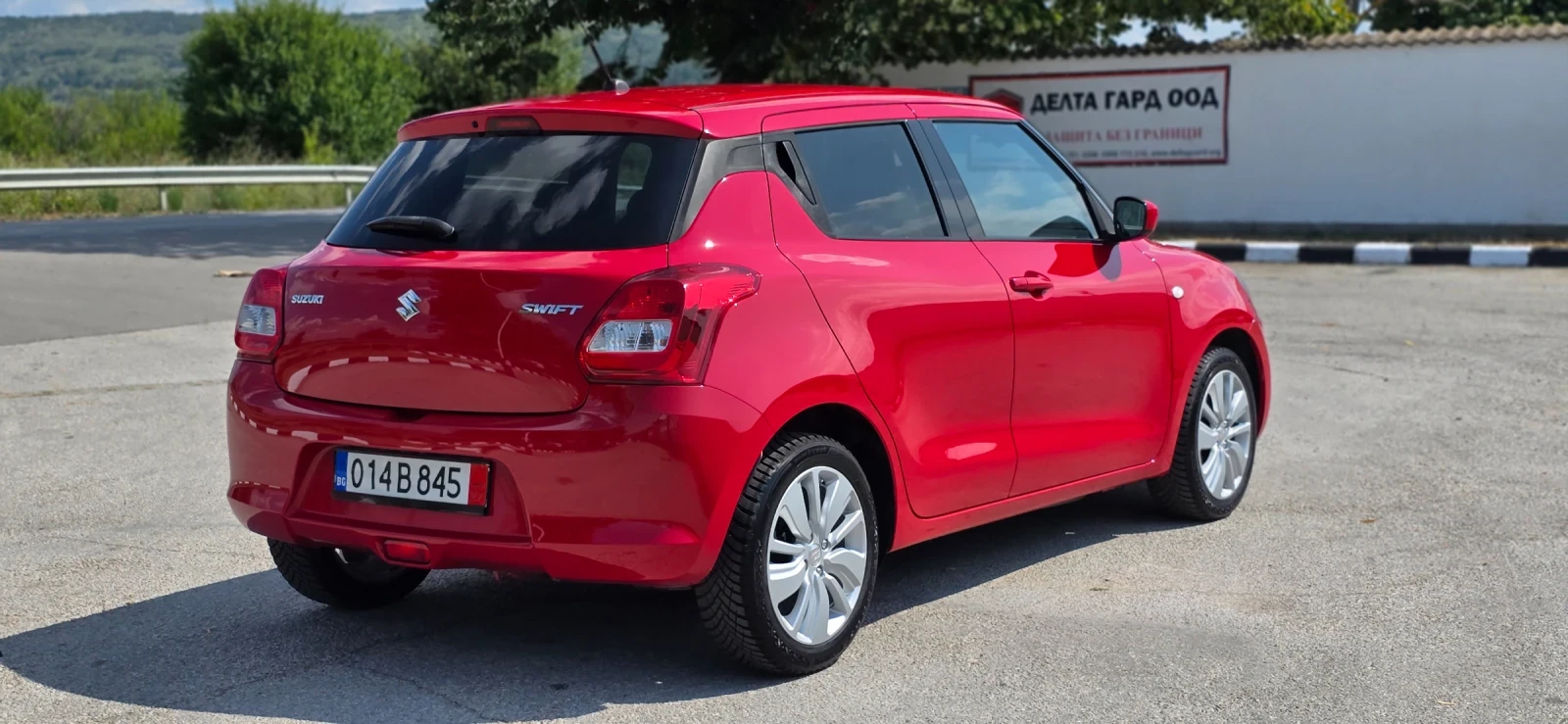 Suzuki Swift 1.2 PREMIUM - изображение 8