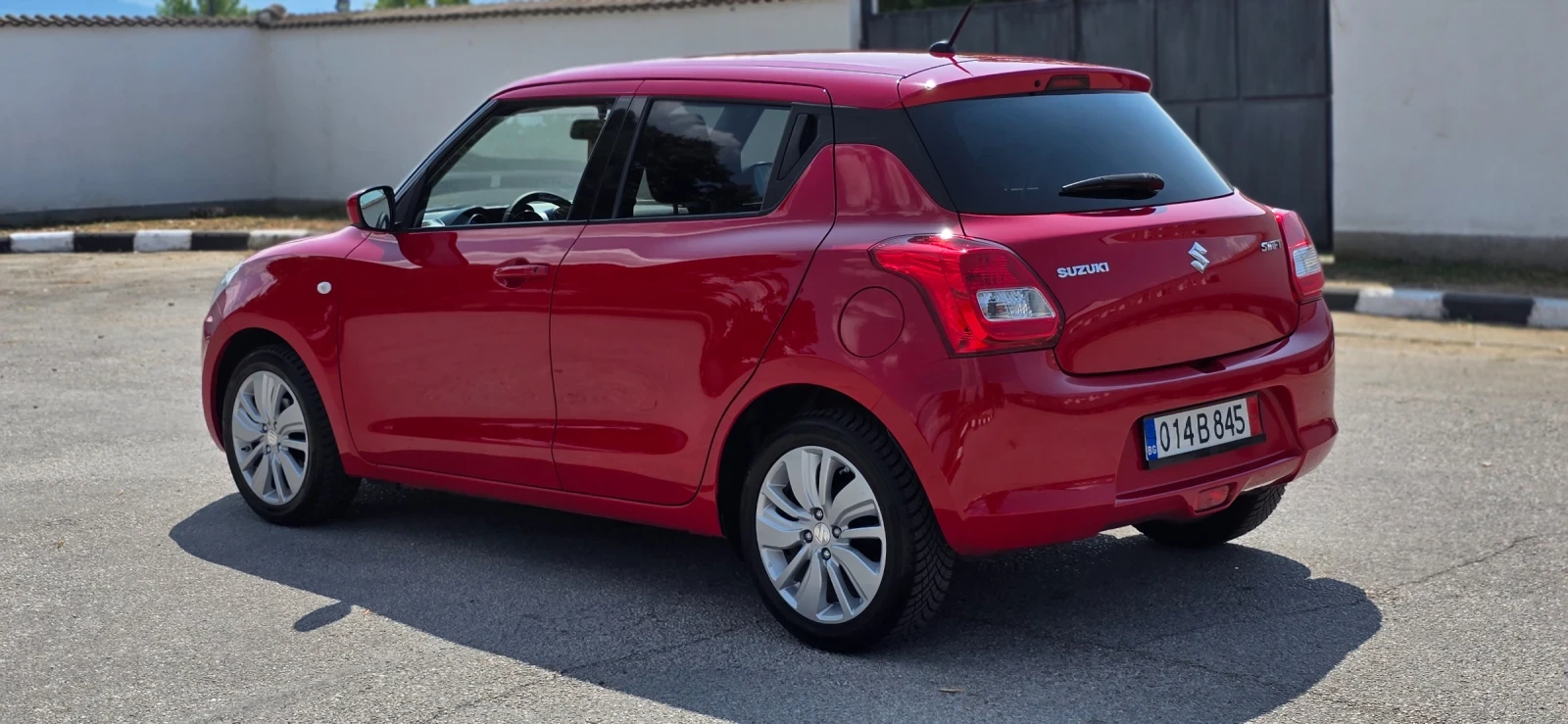 Suzuki Swift 1.2 PREMIUM - изображение 5