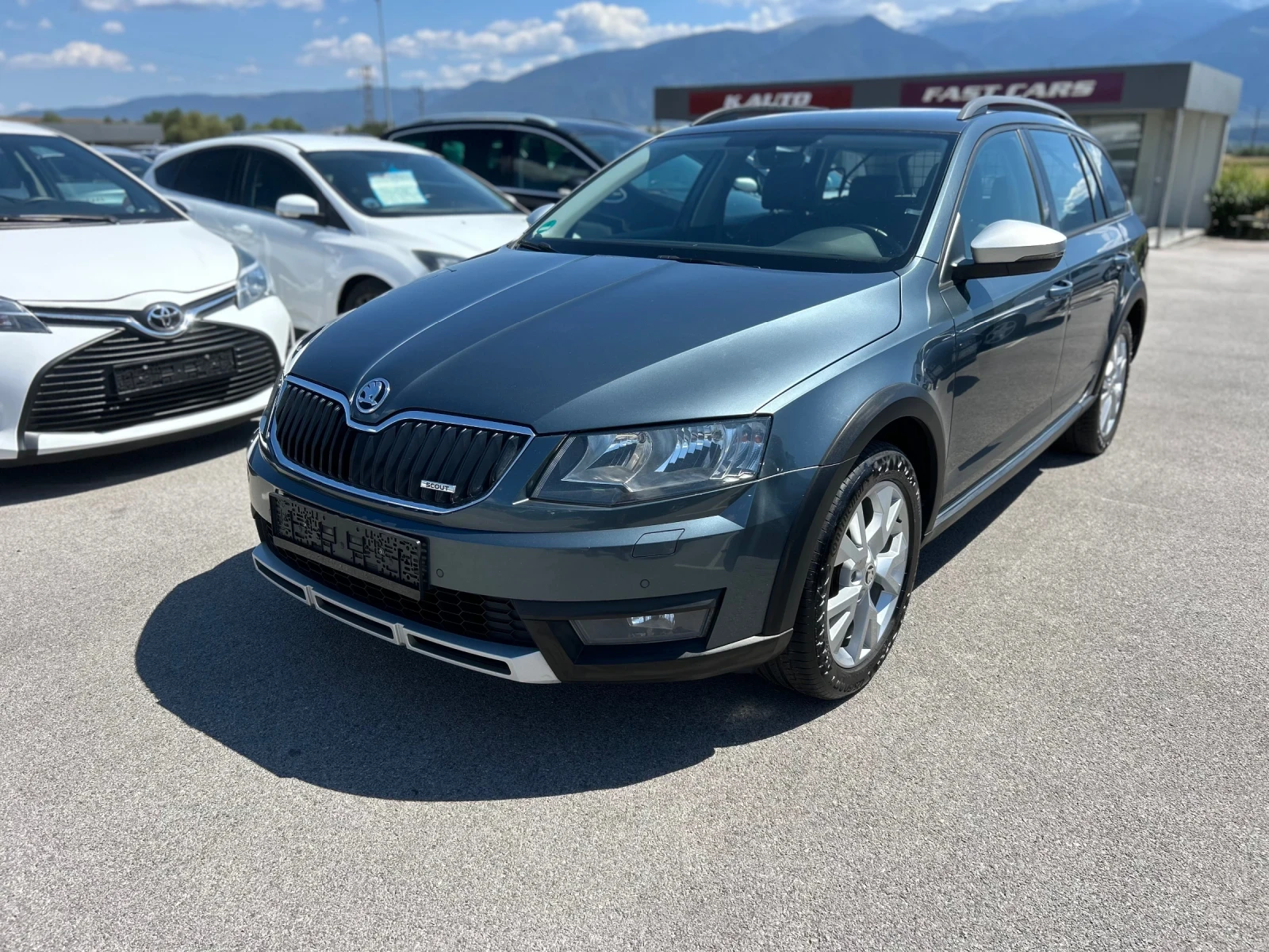 Skoda Octavia 2.0TDI 185hp SCOUT 2017g DSG 4х4 Алкантара Подгрев | Mobile.bg — изображение 1