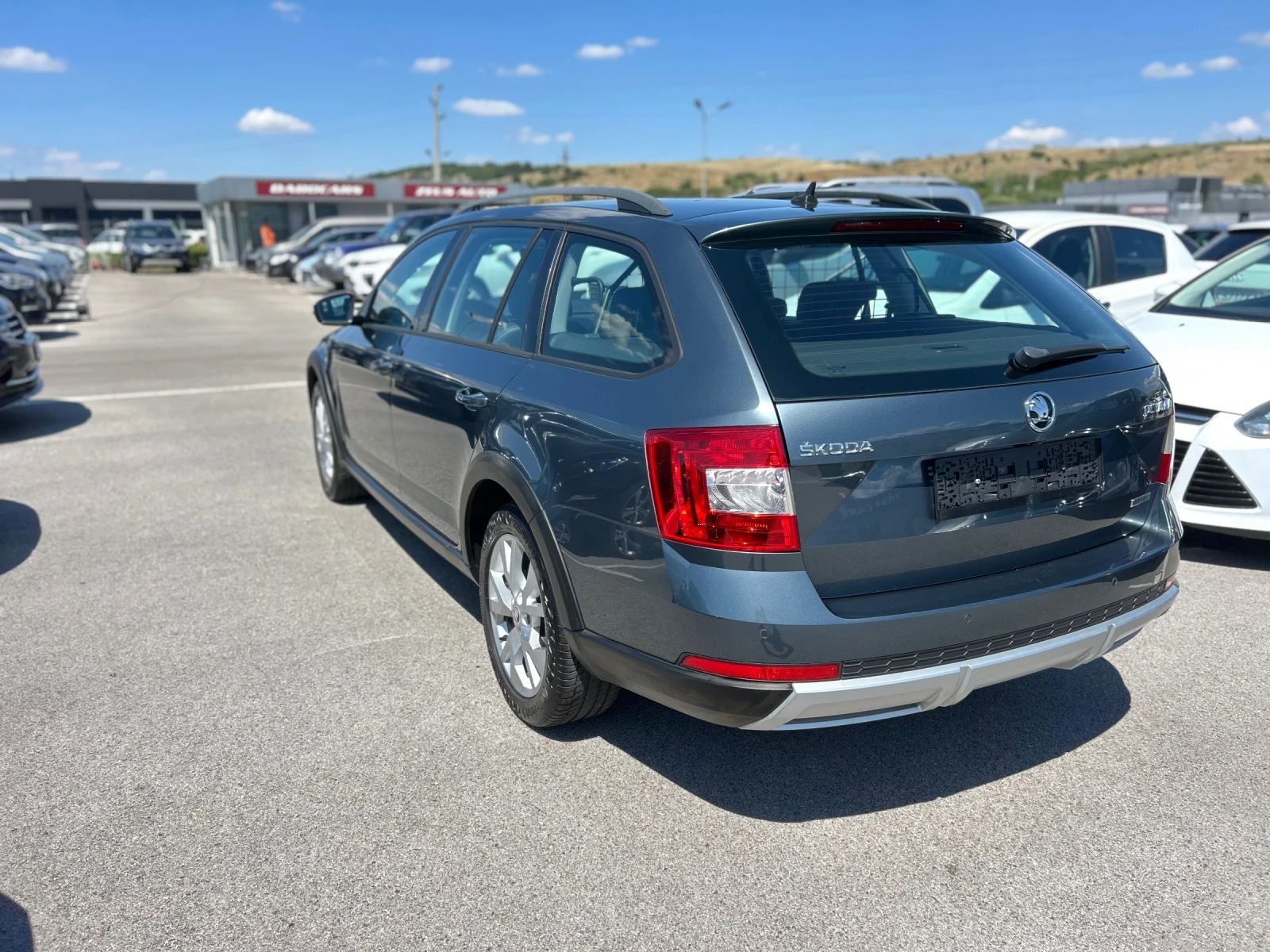 Skoda Octavia 2.0TDI 185hp SCOUT 2017g DSG 4х4 Алкантара Подгрев - изображение 5