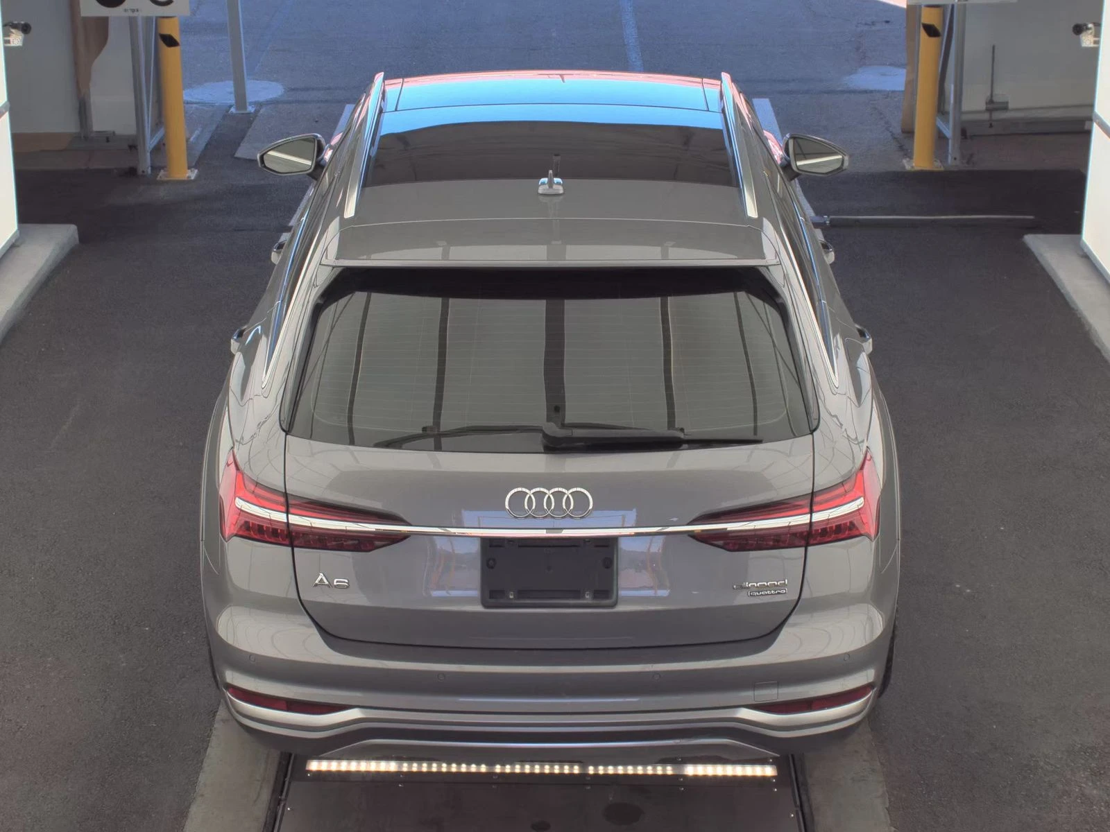 Audi A6 Allroad PREMIUM PLUS ФИКСИРАНА ЦЕНА! DISTRONIC/B&O/ПОДГРЕВ - изображение 5