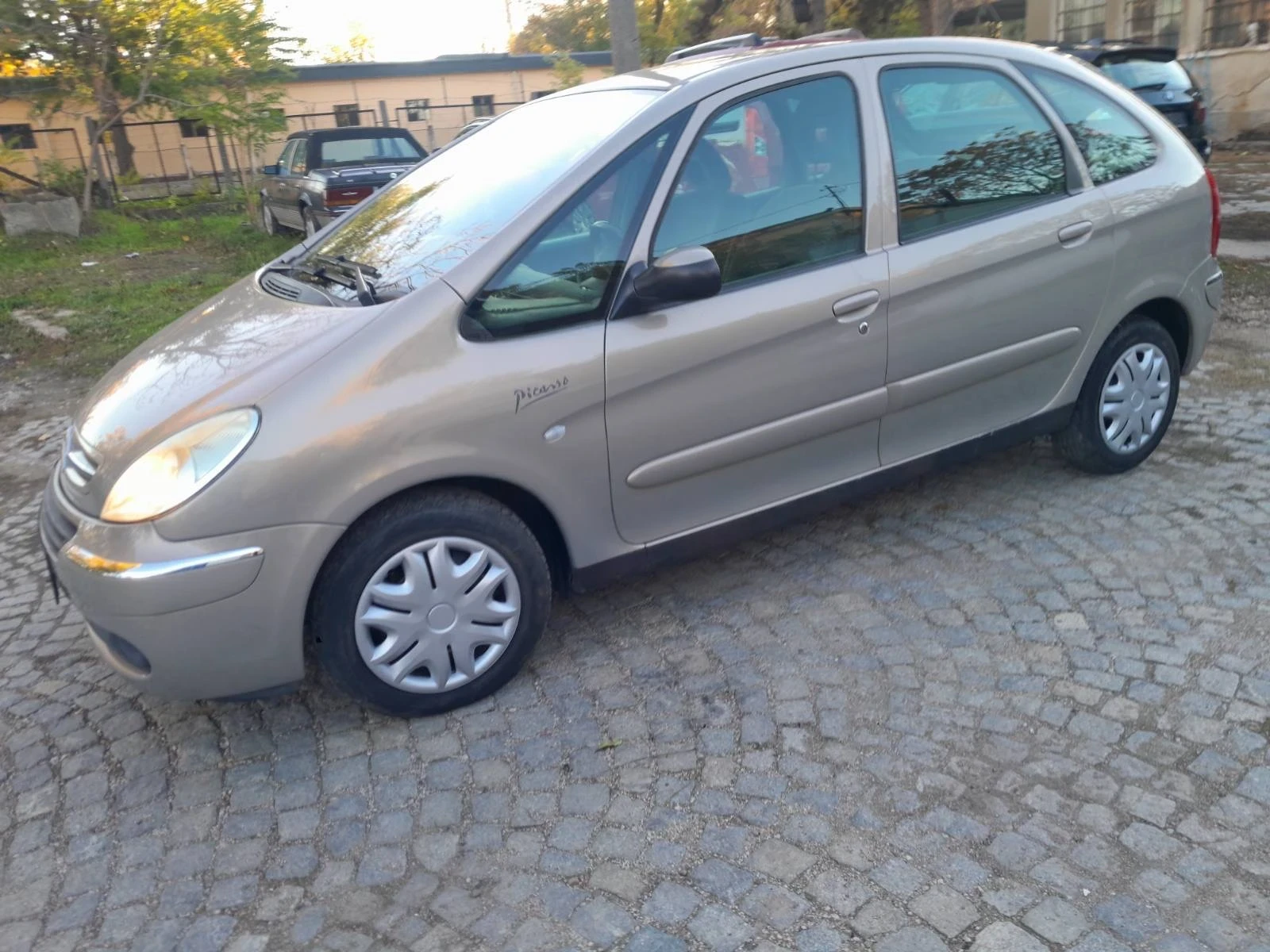 Citroen Xsara picasso 1.6 - изображение 2