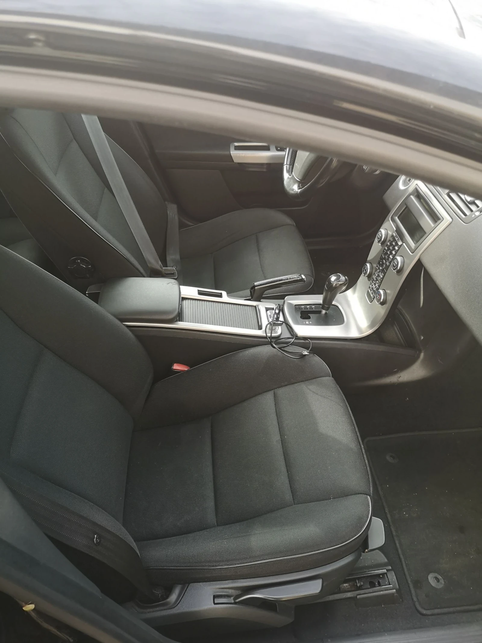 Volvo V50 2.0D - изображение 9