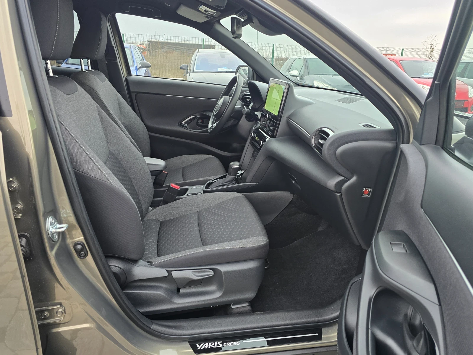 Toyota Yaris Cross 1.5 Hybrid FACELIFT 1500 .  | Mobile.bg   13