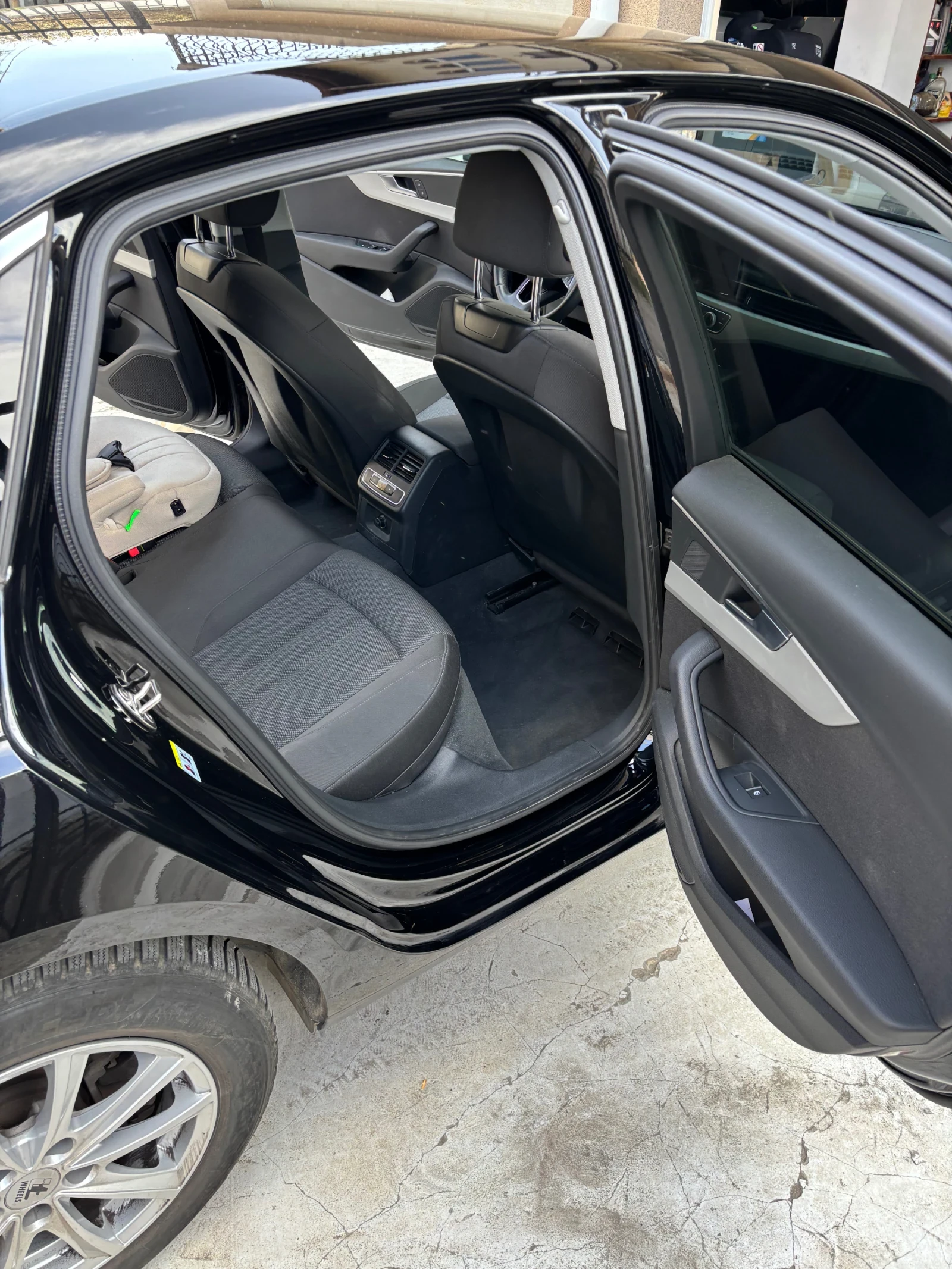 Audi A4, снимка 4 - Автомобили и джипове - 53783777