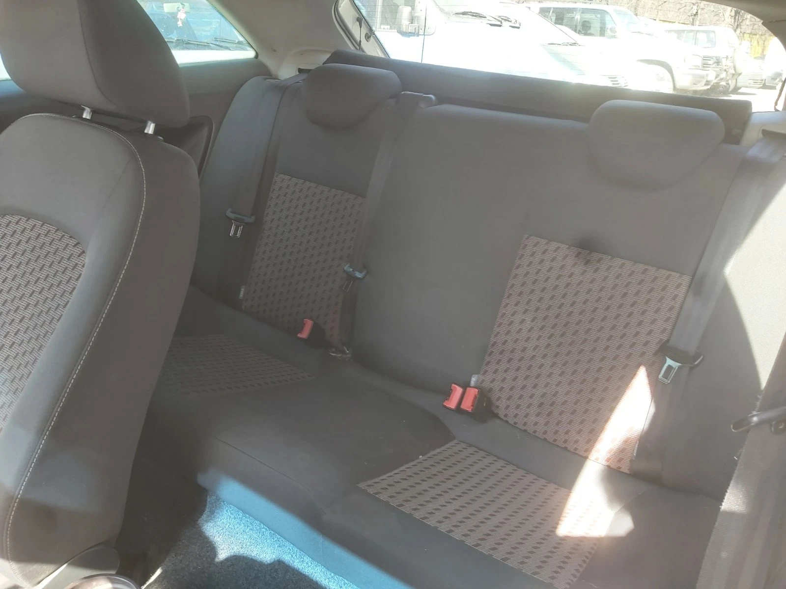 Seat Ibiza, снимка 8 - Автомобили и джипове - 53846297